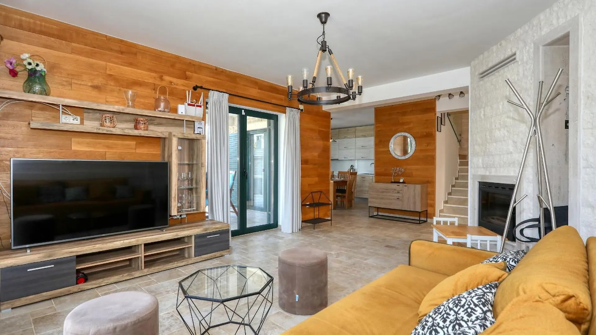 Villa Stella With Heated Swimming Pool Privlaka  Croatia