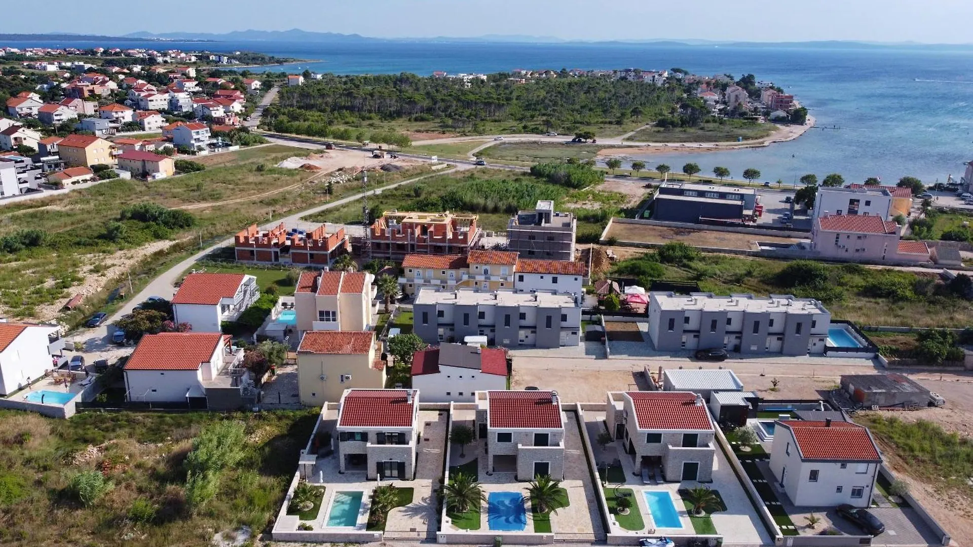 Villa Stella With Heated Swimming Pool Privlaka   Privlaka (Zadar)