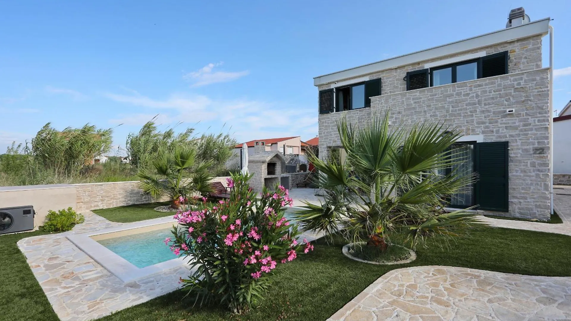 Villa Stella With Heated Swimming Pool Privlaka  Croatia